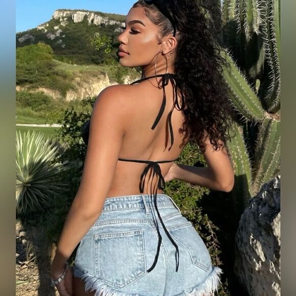 Fringe  halter  top - Picture 4 of 4